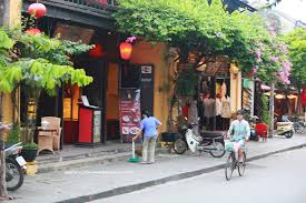 Vietnam Heritage Routes & Cycling Vacation on the Central Coast 15 Days